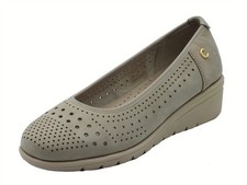 Cinzia Soft IV2123266 Beige Ballerine per Donna in nabuk traforato con zeppa med