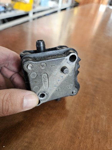 Pompa carburante fuoribordo - pompa,