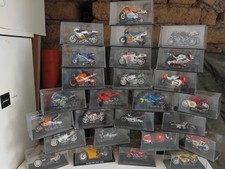Modellini moto gp 1/24 Anni