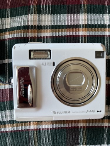 Fujifilm finepix f440 - f440, mega