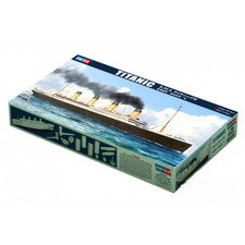 Modellino Barca Titanic HOBBY