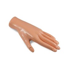 Mano finta per nail art