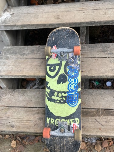 skateboard