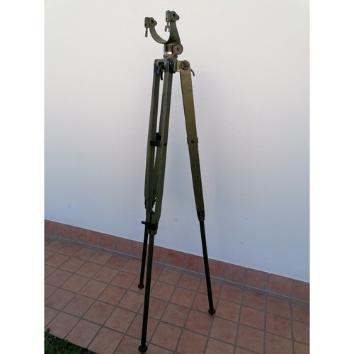 Treppiede militare italiano - ,