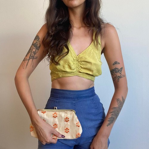 Pochette scatto ricamata - a,