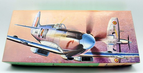 Modellino model kit montaggio