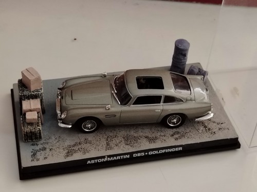 Ixo james bond - 1/43, aston