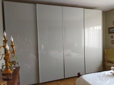 armadio di design, usato ma In Ottime Condizioni .