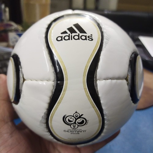Adidas teamgeist berlin - adidas, fifa