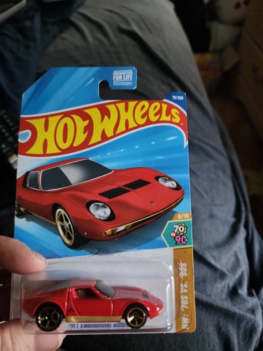 Hot wheels lamborghini - '71,