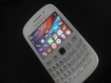 Blackberry Curve 9320  9315