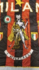 RARA E SPETTACOLARE BANDIERA DEL MILAN 1972 - 73 MISURE 130 CM X 90 CM 