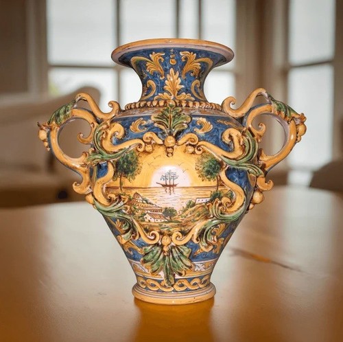 Vaso greca rilievo vasi in - a,