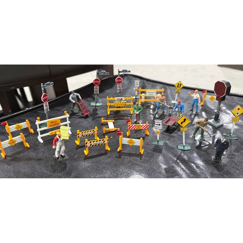 Lotto miniature diorama