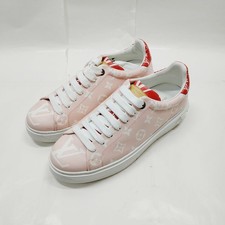 NO TARIFFA Chanel Sneakers