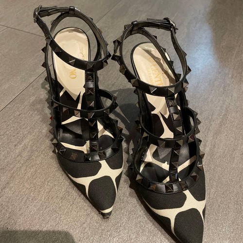 Valentino garavani rockstud - garavani,