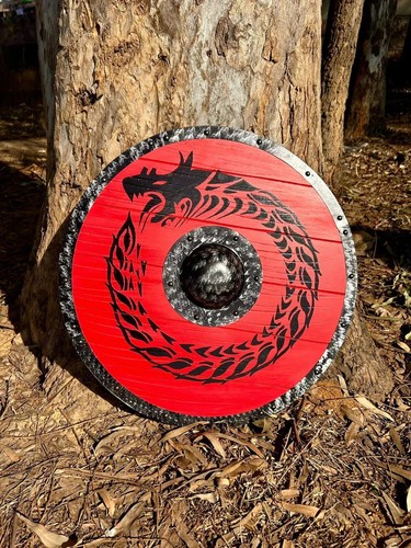 Scudo legno drago lupo - scudo, 24"