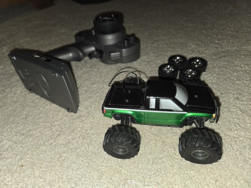 Monster truck radiocomandato