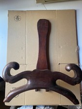 Supporto in Legno di Rosa  per Piatti da esposizione