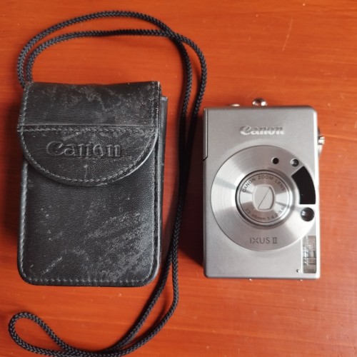 Canon ixus - ,