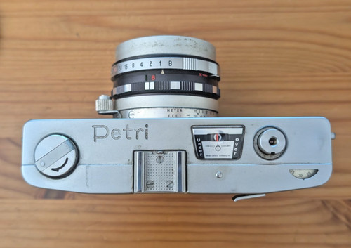 Fotocamera telemetro petri - fotocamera, a