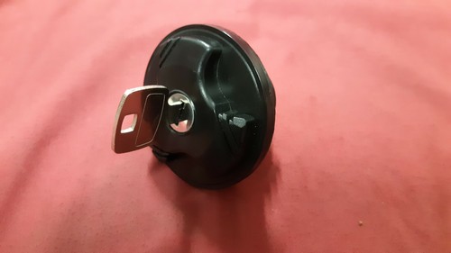 Tappo serbatoio con - , chiave
