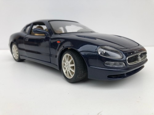 Maserati 3200 1998 burago - maserati, gt