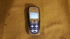 CELLULARE NOKIA 8310 FUNZIONANTE CON CARICABATTERIA