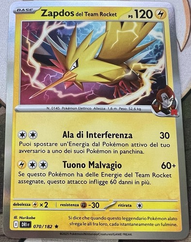 Carta pokemon rivali - carta,