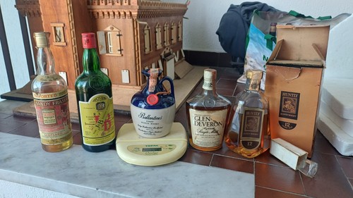 Bottiglie whisky anni 80 - bottiglie,