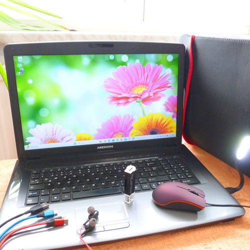 Medion e7222 pollici hdp - medion,