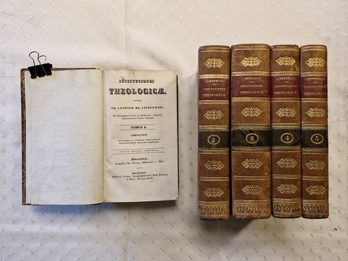 Institutiones theologicae