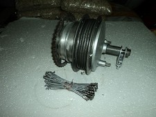 MOTO   GUZZI    400  GTS  -  MOZZO  RUOTA  POSTERIORE  +  RAGGI