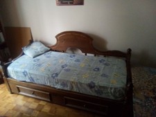 divano letto  1 piazza con cassetto   -  noce massello su misura  whapp 36698874