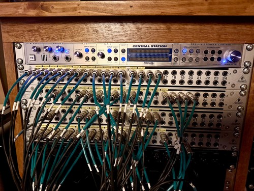 Presonus central station plus - central,