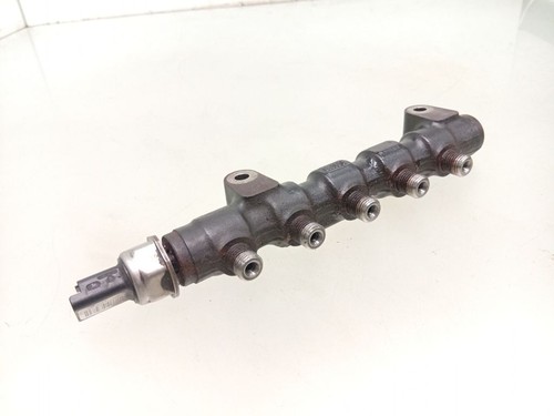 Tubo linea guida carburante
