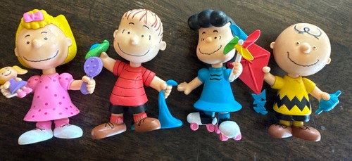Lotto figurine plastica