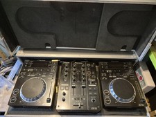 Coppia di cdj 350 con mixer DJM350 piooneer e Case