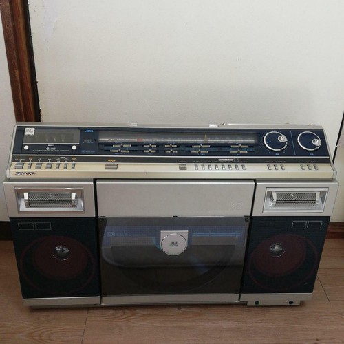 Raro sharp boombox - sharp,