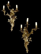 Coppia di Applique Francesi in Bronzo Dorato - Stile Rococò, 3 Luci - Eleganza