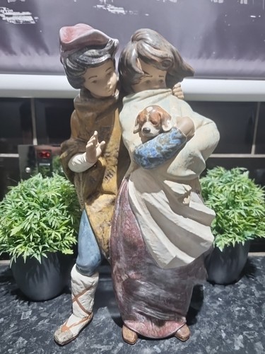 Lladro large figurine - lladro,