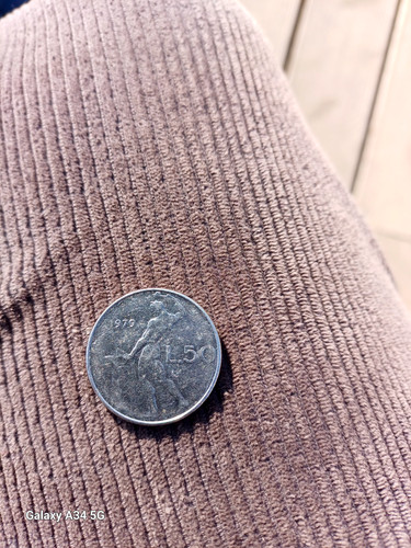 Moneta lire con - lire,