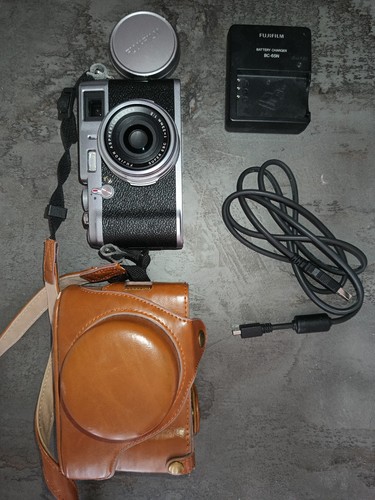 Fujifilm finepix x100 with - fujifilm,