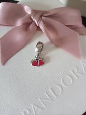 Ciondoli Pandora Fuori