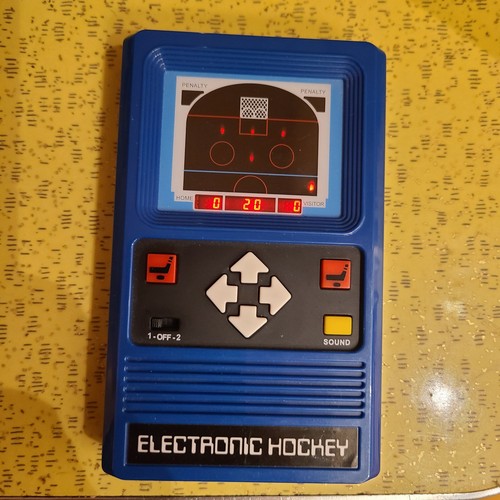 Electronic hockey handheld - electronic,
