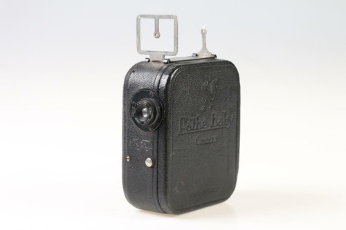 Macchina fotografica - , a