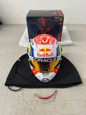 Casco Oracle Red Bull Racing