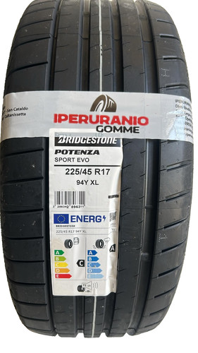 Pneumatici nuovi 225 45r17 - 225/45r17, 94