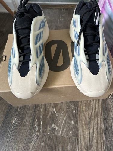 Adidas yeezy 700 kyanite - 700,