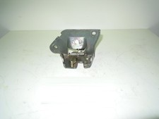 C389 CHIUSURA PORTELLONE